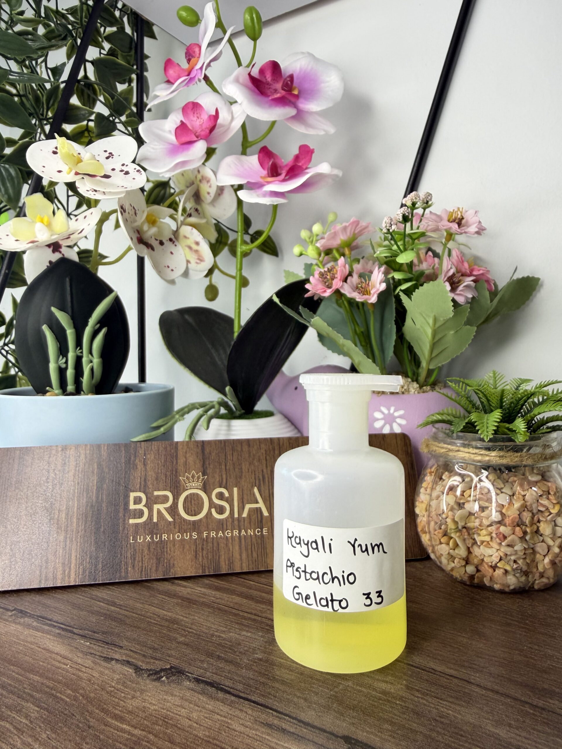 Kayali Yum Pistachio Gelato 33 by BROSIA