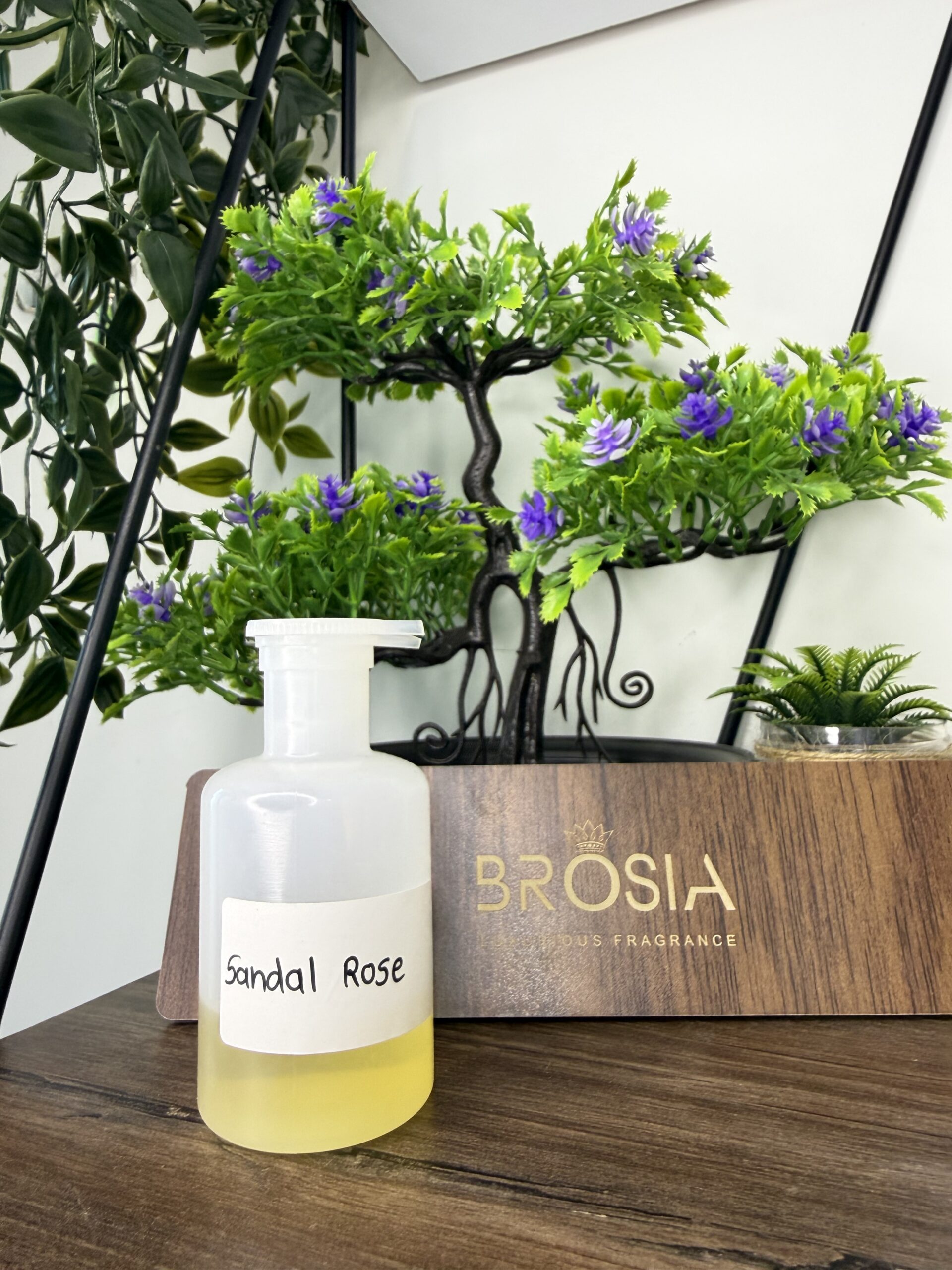 Sandal Rose by BROSIA