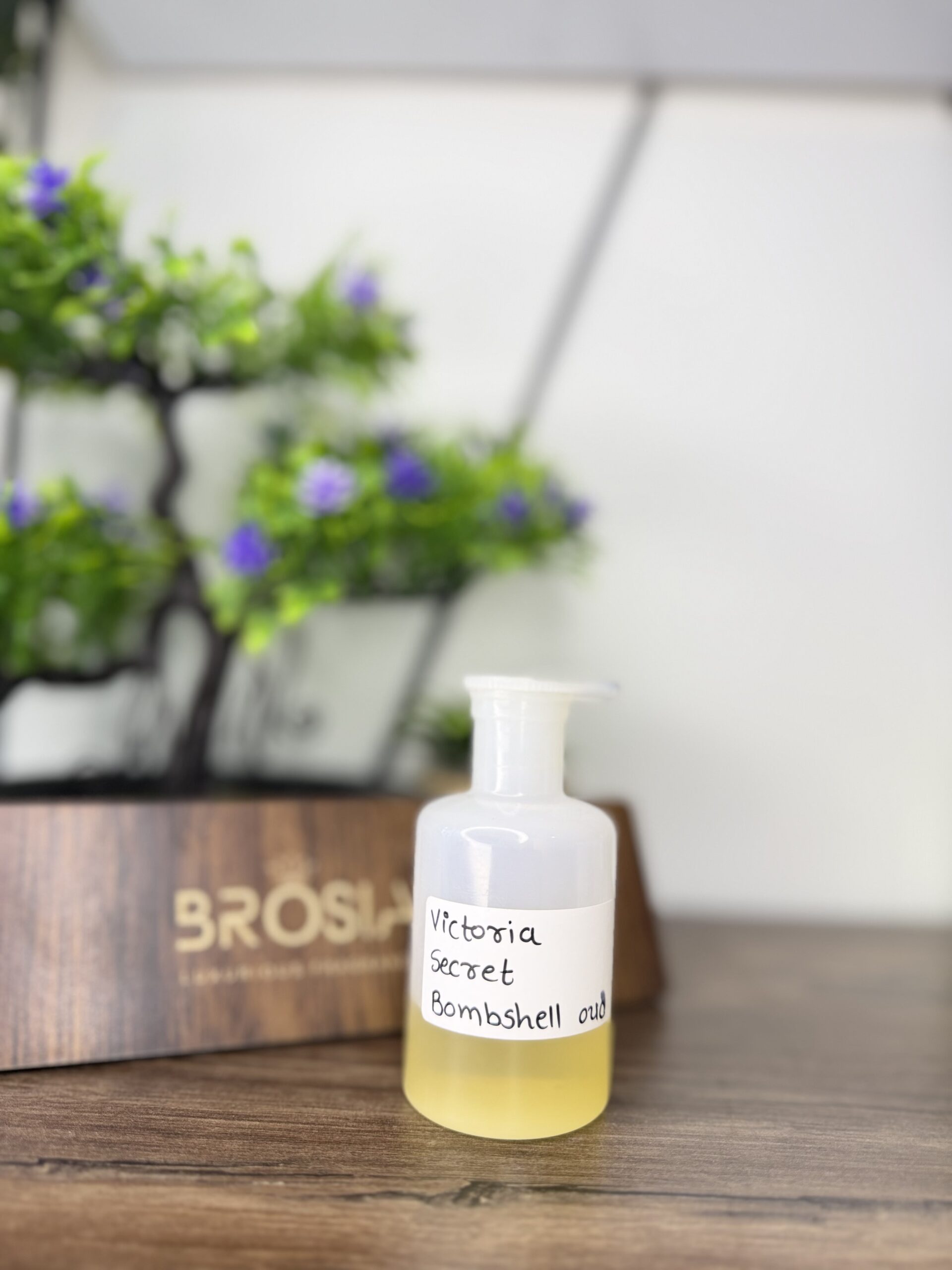 Victoria Secret Bombshell Oud by BROSIA